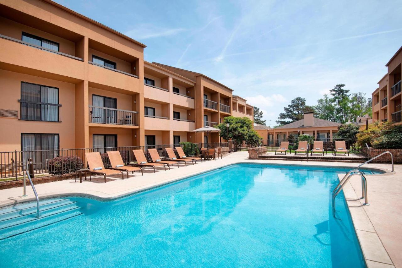 Courtyard By Marriott Savannah Midtown Esterno foto
